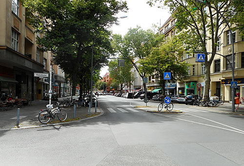 Hohenzollernkorso / Belle-Alliance-Straße – Hohenzollernkorso / Paradestraße