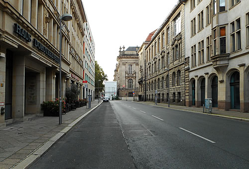 niversitäts- / Dorotheenstraße – Universitäts- / Georgenstraße